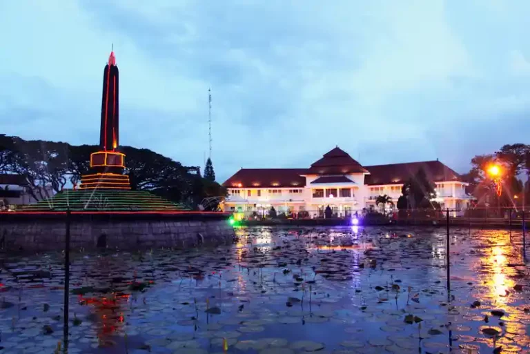 Travel Semarang Malang