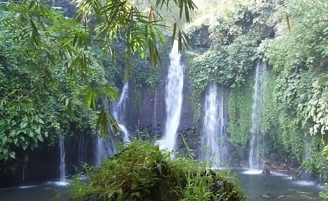 Daya Tarik Curug Tujuh Cibolang