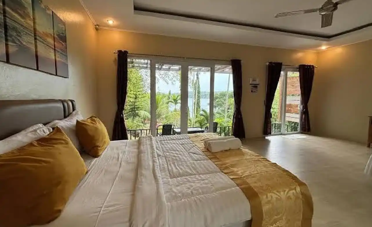 Fasilitas Menarik di The Hawk's Nest Resort