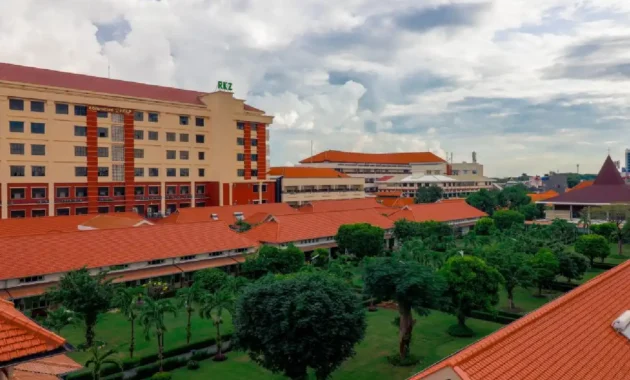 Jam Besuk RKZ Surabaya