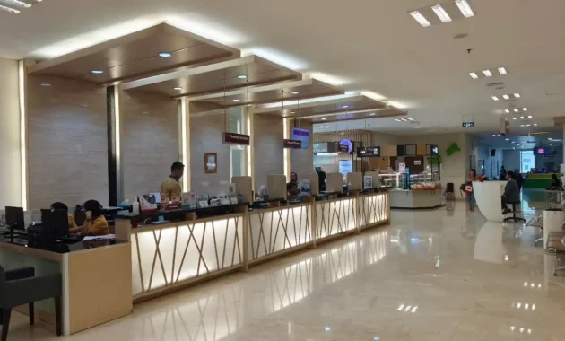 jam besuk rs grand family pik