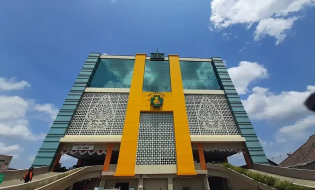 jam besuk rs hermina solo