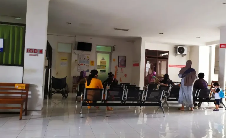 jam besuk rs puri asih salatiga